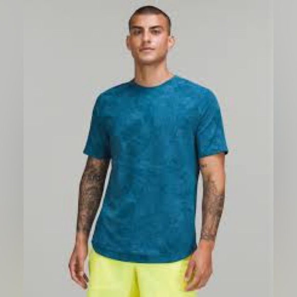 Lululemon Drysense Training ShirtMarble Map‎ Jacquard Blue Borealis Soft Denim